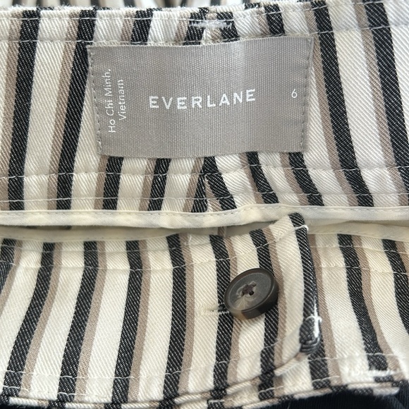 Everlane Black and White Striped Cropped Pants - Picture 8 of 10